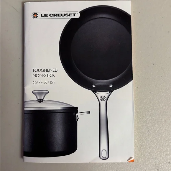 Le Creuset 10.25” Red Cast Iron Skillet with Lid - Picture 6 of 8